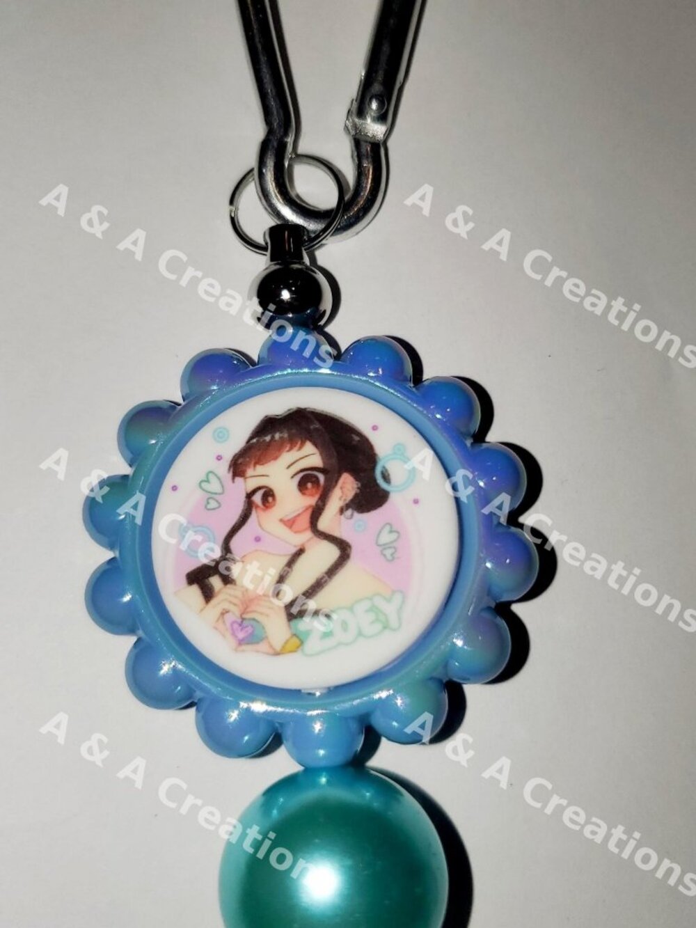 ZOEY - KEYCHAIN